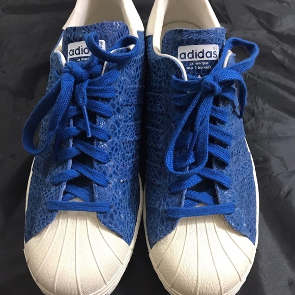 superstar 80s women Blue